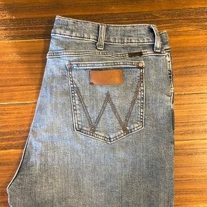 Wrangler Mens Slim Bootcut Jeans
